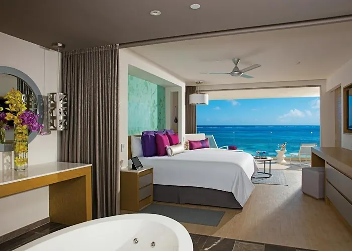 Secrets Riviera Cancun & (adults Only) Resort 5*